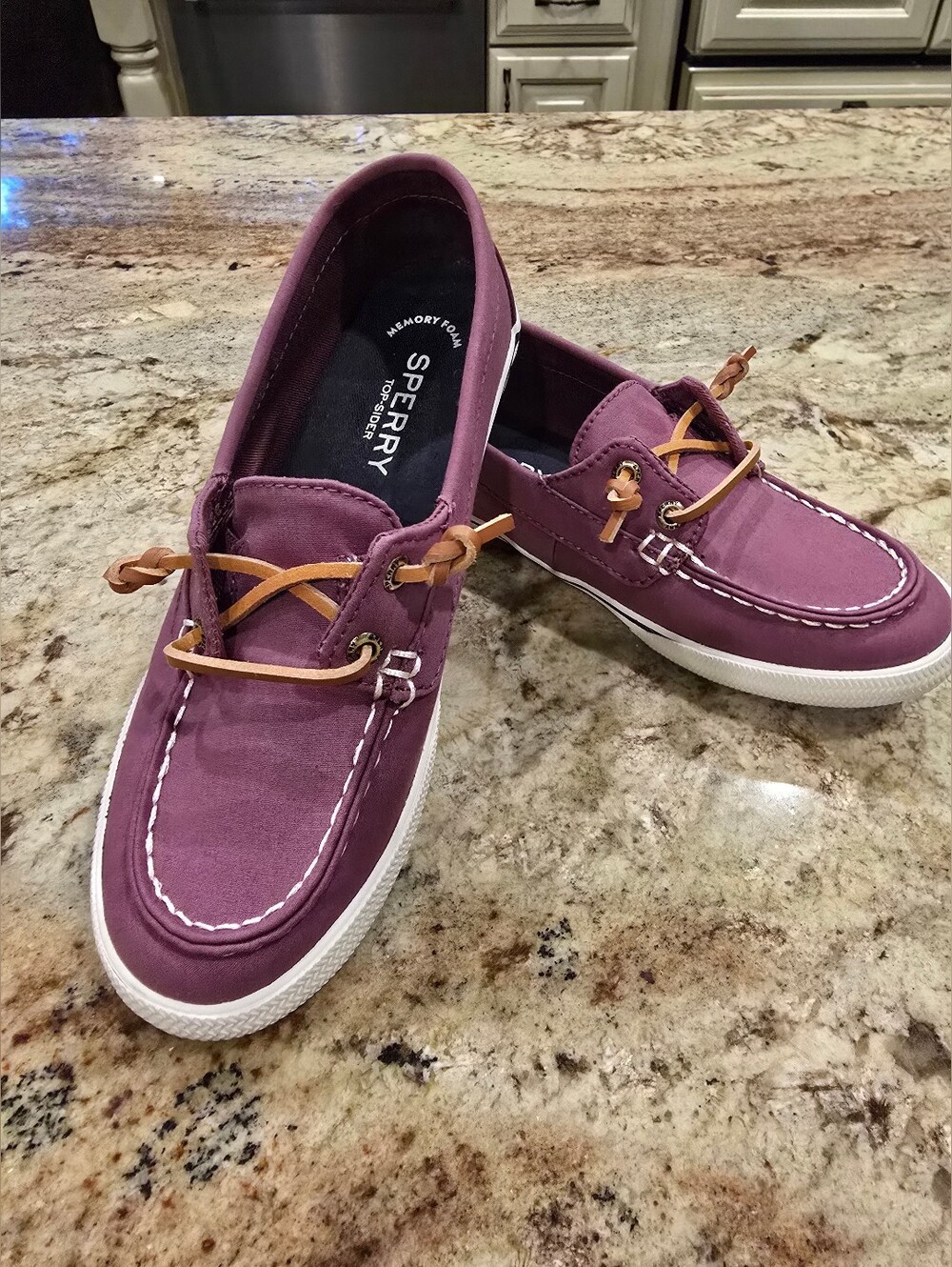 Sperry Mauve Boat Shoes with Tan Laces W Size 5.50